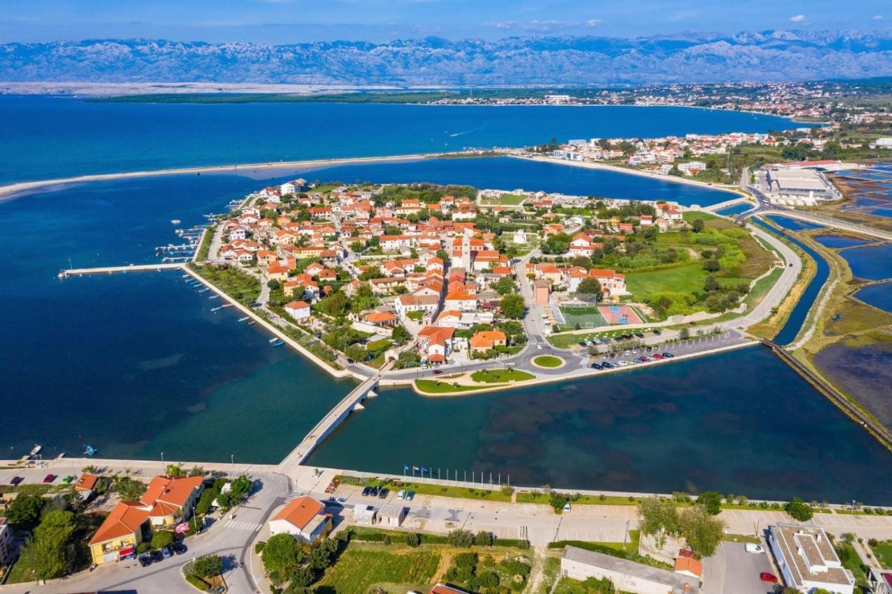 Apartments And Rooms With Parking Space Nin, Zadar - 5805 Exteriör bild