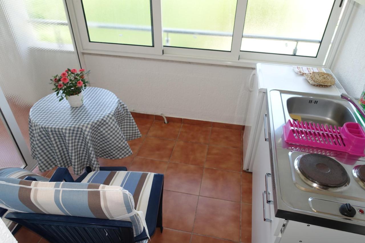 Apartments And Rooms With Parking Space Nin, Zadar - 5805 Exteriör bild