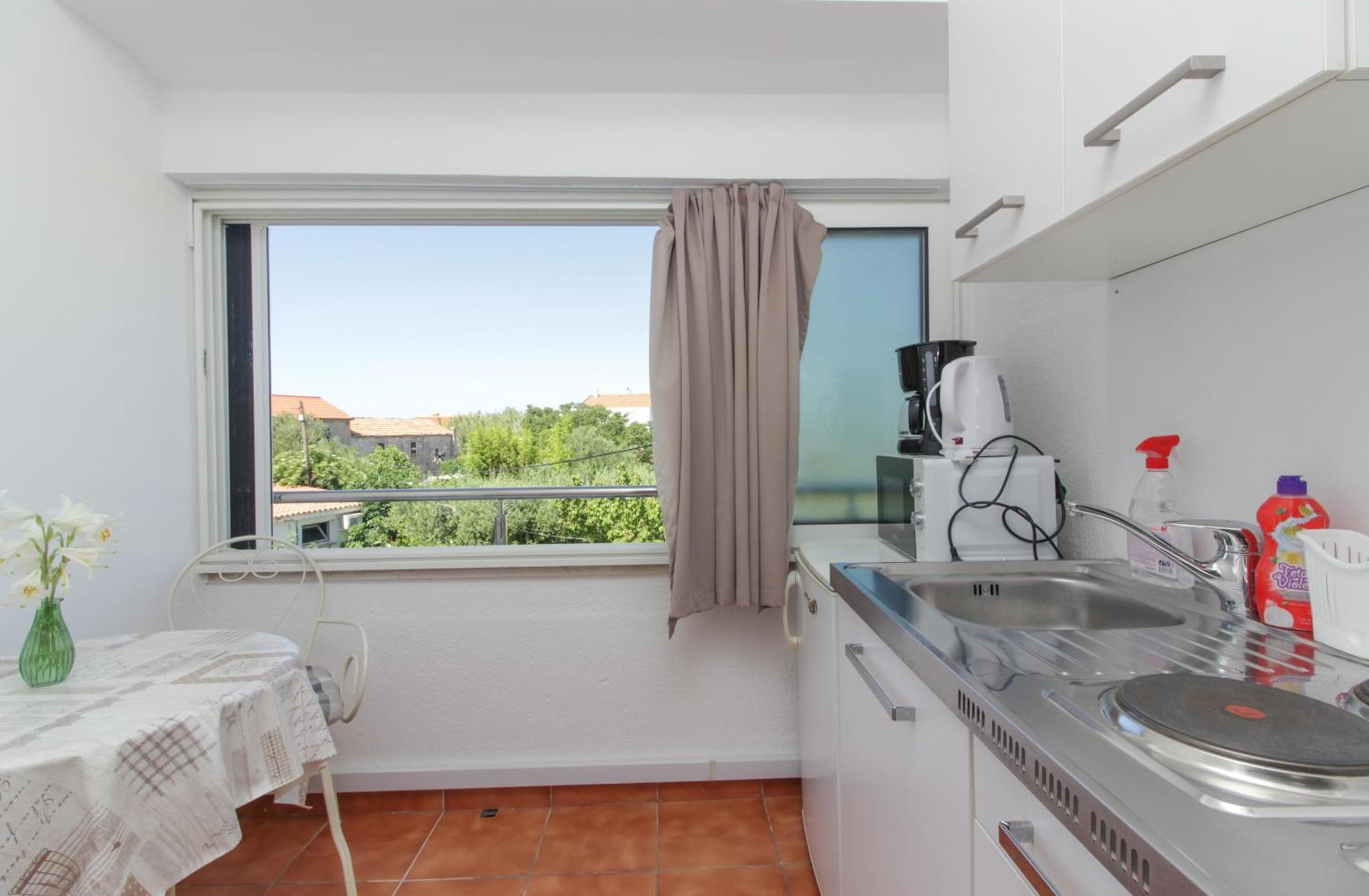 Apartments And Rooms With Parking Space Nin, Zadar - 5805 Rum bild